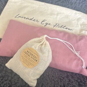 Lavender Eye Pillow & Botanical Facial Steam Set - Pink